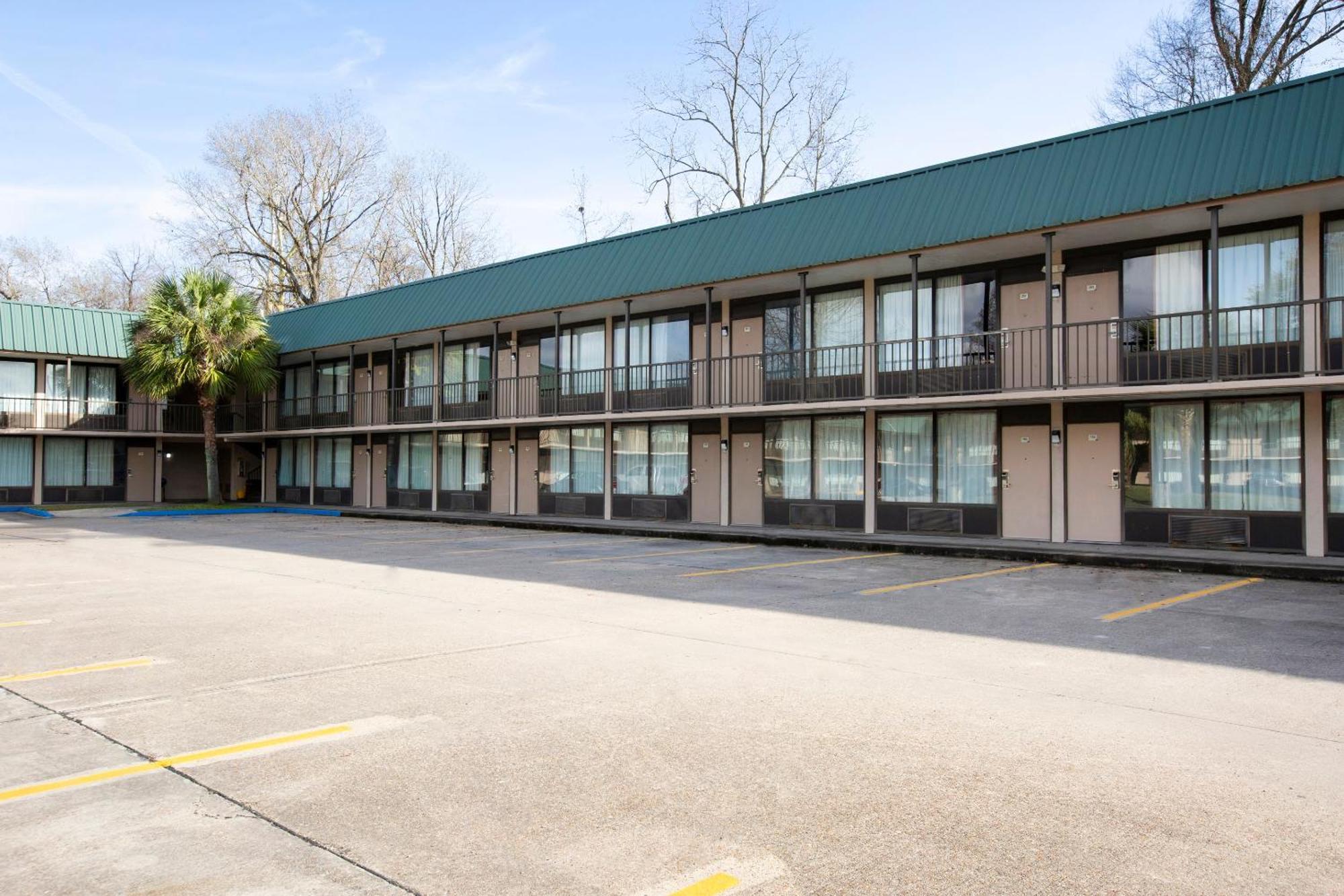 Oyo Hotel Port Allen La I-10 West Экстерьер фото